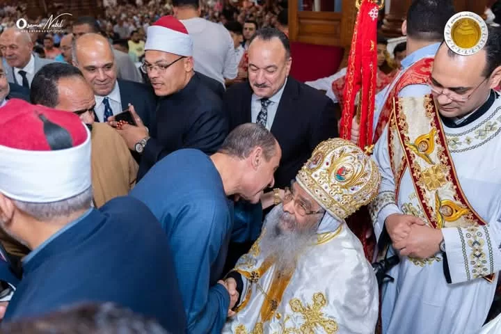 "الشعب الجمهوري" بالفيوم يزور كنيسة مار جرجس لتهنئة الإخوة الأقباط بعيد القيامة المجيد 31 - جريدة المساء