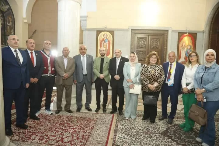 وفد "الشعب الجمهوري" يهنئ أقباط الجيزة بعيد القيامة المجيد في أجواء من المحبة والوحدة الوطنية 22 - جريدة المساء