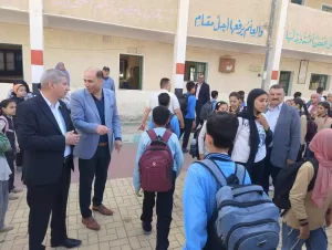 وكيل أول الوزارة يتفقد مدارس ههيا التعليمية ويشيد بانضباط العملية التعليمية وتكامل الجهود 26 - جريدة المساء