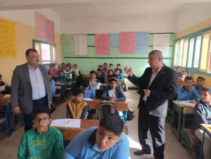 وكيل أول الوزارة يتفقد مدارس ههيا التعليمية ويشيد بانضباط العملية التعليمية وتكامل الجهود 20 - جريدة المساء