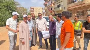 رئيس جهاز مدينة العاشر من رمضان يتابع أعمال رفع كفاءة شبكات الصرف والمياه ويلتقي بالأهالي لبحث احتياجاتهم 23 - جريدة المساء