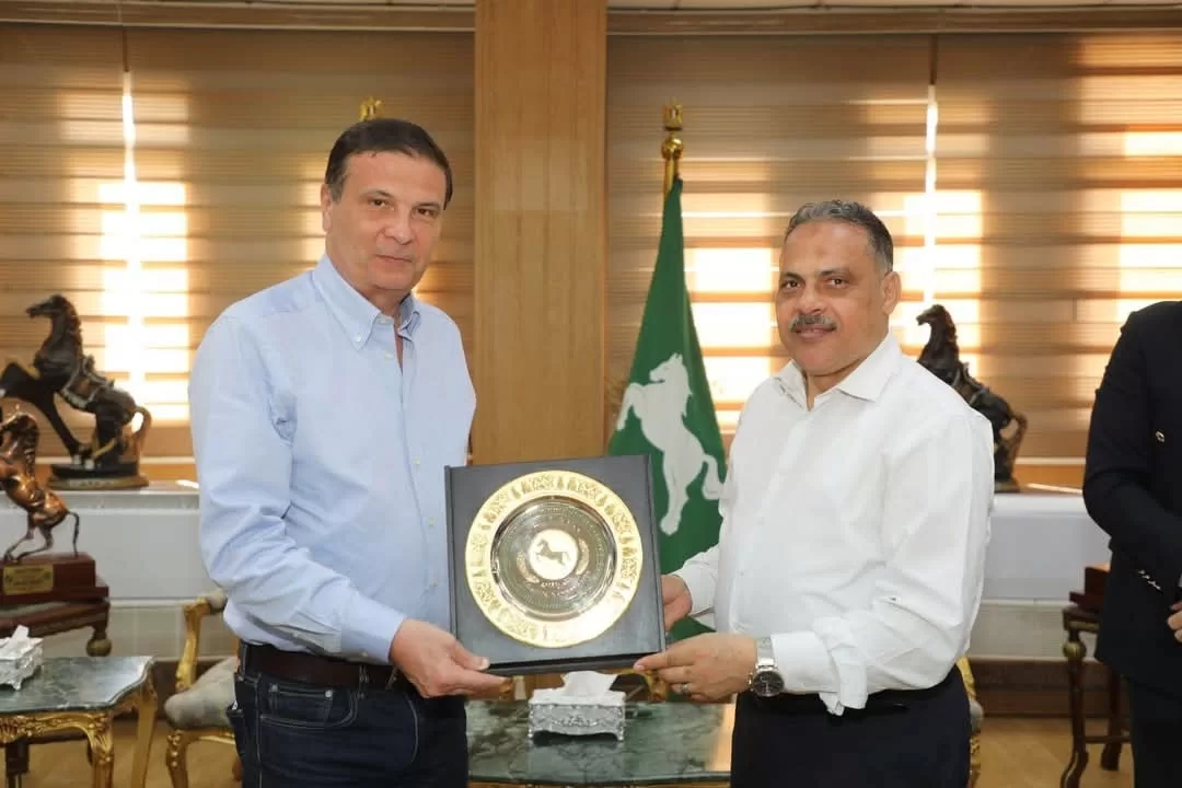 وزير الزراعة واستصلاح الأراضي يعقد إجتماعاً مع محافظ الشرقية لبحث ومناقشه سبل الإرتقاء بالقطاع الزراعي وخدمة المزارعين 19 - جريدة المساء