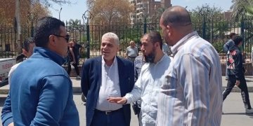 حلوان تواصل حملات الانضباط والنظافة.. إزالة الإشغالات ورفع كفاءة الشوارع والميادين 1 - جريدة المساء