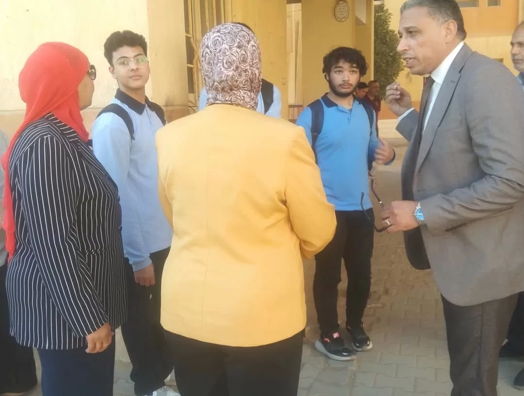 بسبب تأخر الطلاب.. وكيل وزارة التعليم بالجيزة يحيل الأخصائيات الاجتماعيات بمدرسة في أكتوبر للتحقيق 20 - جريدة المساء بسبب تأخر الطلاب.. وكيل وزارة التعليم بالجيزة يحيل الأخصائيات الاجتماعيات بمدرسة في أكتوبر للتحقيق 19 - جريدة المساء