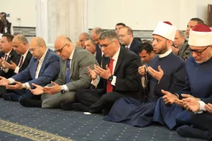 بحضور مفتي الجمهورية.. وزير الأوقاف ومحافظ الجيزة يفتتحان مسجد النور بقرية عرب أبو عريضة بمركز الصف 39 - جريدة المساء