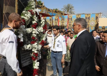 تمثال و٢١ اسما.. محافظ الجيزة يضع إكليلًا من الزهور على النُّصُب التذكاري لشهداء نزلة الشوبك- ما قصة العيد القومي لمحافظة الجيزة؟ 18 - جريدة المساء