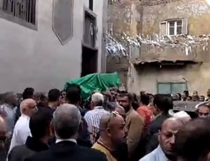 الآلاف يودعون مدير تعليم الباجور بالمنوفية.. وسط حالة من الحزن 27 - جريدة المساء