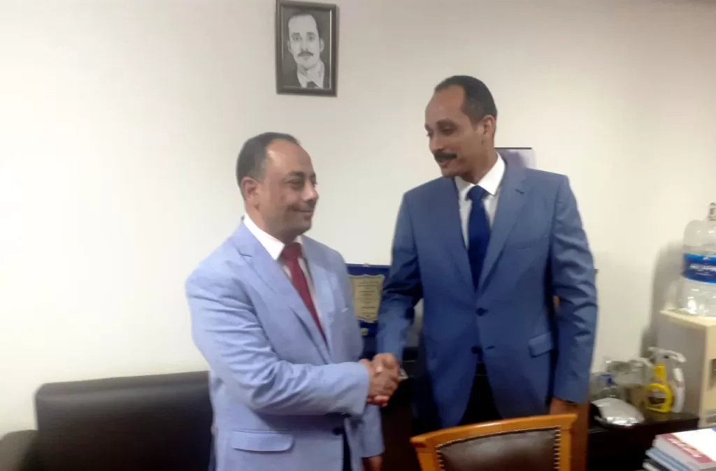 عميد كلية الحقوق بقنا يهنئ أعضاء هيئة التدريس والعاملين بعيد الفطر المبارك 41 - جريدة المساء