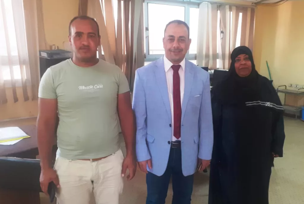 عميد كلية الحقوق بقنا يهنئ أعضاء هيئة التدريس والعاملين بعيد الفطر المبارك 31 - جريدة المساء