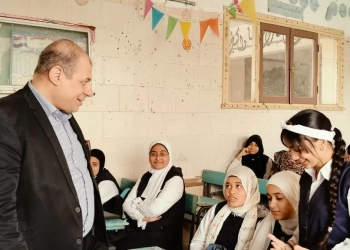 وكيل تعليم قنا يوجه بتطبيق لائحة الانضباط في مدارس نقادة وفصل الطلاب المتجاوزين للغياب 16 - جريدة المساء