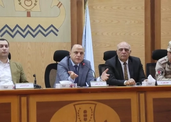 محافظ كفرالشيخ يعقد اجتماعًا موسعًا للإعداد لتنفيذ مشروع التدريب العملي المشترك "صقر" لمجابهة الأزمات والكوارث 23 - جريدة المساء