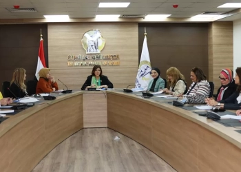 لجنة الاعلام بقومي المرأة تناقش أنشطة حملة بالوعي نحميها و تشيد بفريق رصد دراما رمضان 13 - جريدة المساء