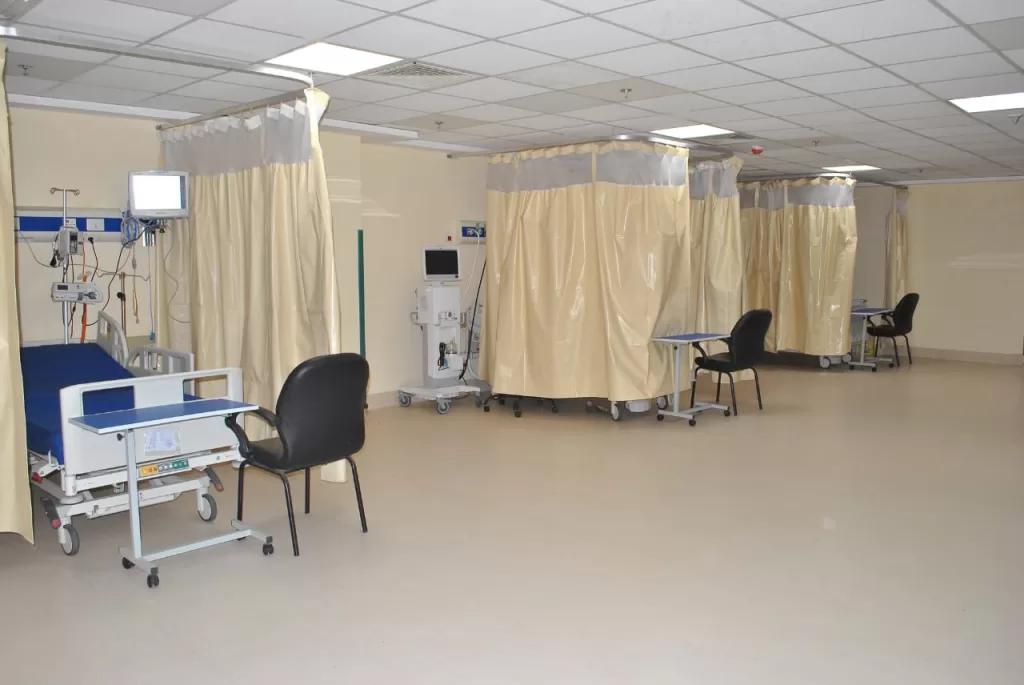 إضافة 19 سريرًا للعناية المركزة و3 حضانات جديدة بمستشفيات سوهاج 23 - جريدة المساء