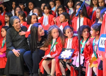 "مايا مرسى" تشهد تخرج طالبات رياض الأطفال بكلية رمسيس للبنات وتؤكد: فتيات اليوم قائدات الغد 19 - جريدة المساء