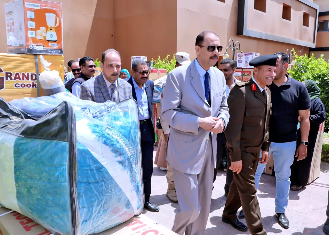 سوهاج تختتم فعاليات توزيع 100 جهاز عروس على الفتيات من الفئات الأولى بالرعاية 17 - جريدة المساء