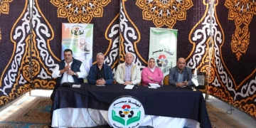 دمج النباشين في منظومة النظافة بمحافظة الإسكندرية 2 - جريدة المساء دمج النباشين في منظومة النظافة بمحافظة الإسكندرية 1 - جريدة المساء