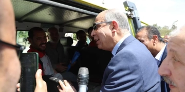 محافظ المنيا: لن نتراجع عن استبدال "البيك أب" حفاظًا على أرواح وكرامة المواطنين 1 - جريدة المساء