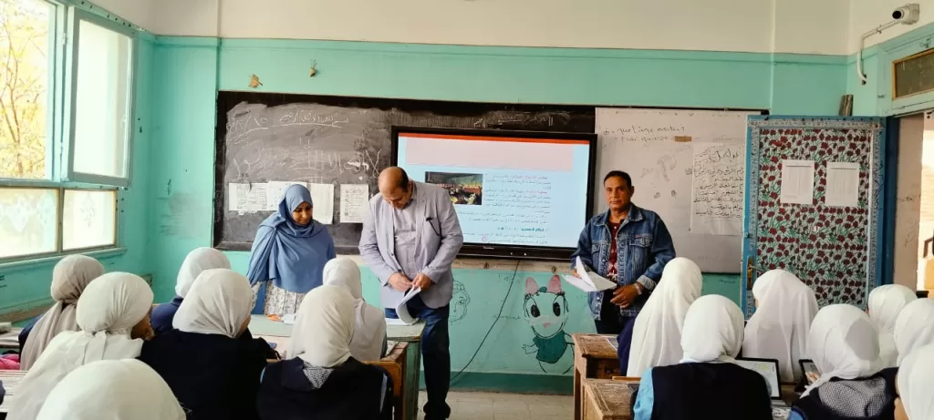 مدير تعليم قنا يتابع المستوى العلمي لطلاب إدارتي قوص وقفط 27 - جريدة المساء