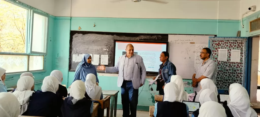 مدير تعليم قنا يتابع المستوى العلمي لطلاب إدارتي قوص وقفط 23 - جريدة المساء