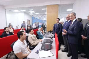 لقاء موسع بين وزير الاتصالات ورواد الأعمال والمهنيين المستقلين والمتدربين بجامعه بنها 21 - جريدة المساء