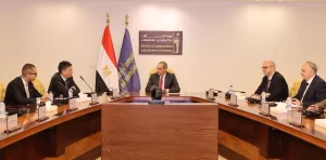 وزير الاتصالات يبحث مع شركة "فوداكوم" و"فودافون" مصر ومؤسسات استثمارية كبرى من جنوب أفريقيا فرص الاستثمار وسبل تعزيز الشراكة فى مجالات الاتصالات وتكنولوجيا المعلومات 20 - جريدة المساء