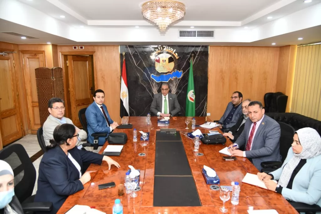 بروتوكول تعاون بين محافظة الفيوم وجهاز حماية البحيرات لتنمية بحيرة قارون وتحقيق الاكتفاء الذاتي من الثروة السمكية 21 - جريدة المساء