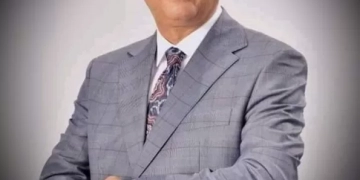 النائب خالد مشهور يهنئ قداسة البابا تواضروس والإخوة الأقباط بعيد القيامة المجيد 1 - جريدة المساء