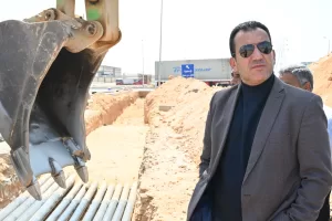 رئيس جهاز تنمية العاشر من رمضان يتفقد أعمال تطوير ورفع كفاءة البنية التحتية بالمنطقة الصناعية 73 - جريدة المساء