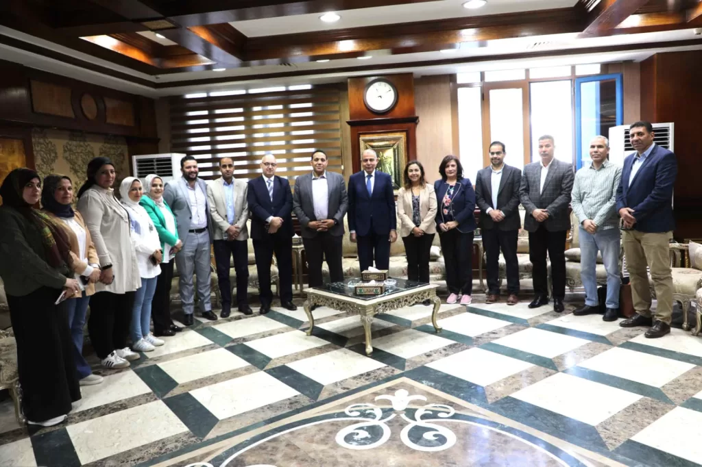 محافظ المنيا يلتقي وفد البنك الدولي وبرنامج التنمية المحلية بصعيد مصر 31 - جريدة المساء