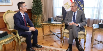 الدكتور/ عمرو طلعت وزير الاتصالات وتكنولوجيا المعلومات يلتقى الرئيس التنفيذى الجديد لشركة هواوى مصر 2 - جريدة المساء الدكتور/ عمرو طلعت وزير الاتصالات وتكنولوجيا المعلومات يلتقى الرئيس التنفيذى الجديد لشركة هواوى مصر 1 - جريدة المساء