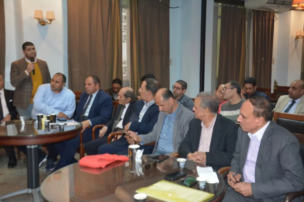 فى لقائه بصحفيى الغربية وكفر الشيخ.. عبد المحسن سلامة: لا تهاون مع منتحلى صفة الصحفى.. وكرامة الصحفيين أولويتنا 26 - جريدة المساء