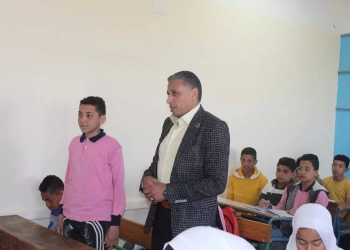 وكيل وزارة التعليم بالجيزة يزور اليوم عدة مدارس.. وينبه علي بعض النقاط بشأن التقييمات 25 - جريدة المساء