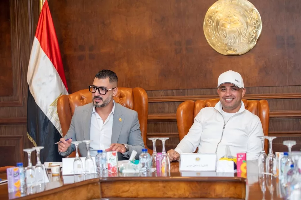 أمانتا الشباب والشؤون الرياضية بـ"الشعب الجمهوري" تبحثان ترتيبات حفل تكريم الفائزين في أنشطة الحزب المتنوعة 31 - جريدة المساء