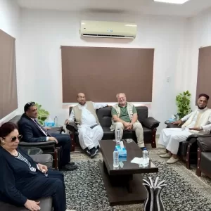 رئيس مركز ومدينة سيوة يستقبل الملك أحمد فؤاد الثاني خلال زيارته السنوية لمصر 25 - جريدة المساء