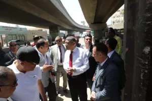 محافظ الجيزة يتفقد أعمال التطوير بالشوارع المحيطة بمستشفى وقسم بولاق الدكرور 33 - جريدة المساء