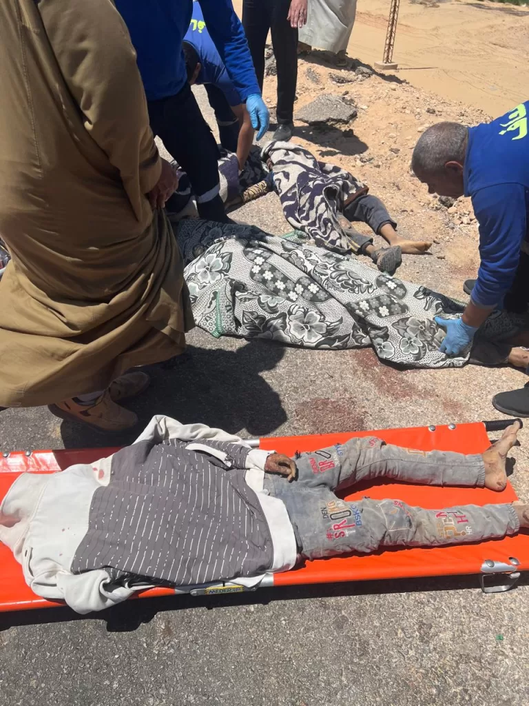 كدواني يتفقد موقع حادث تصادم وانقلاب "بيك أب" تقل 34 طفلًا بملوي 23 - جريدة المساء