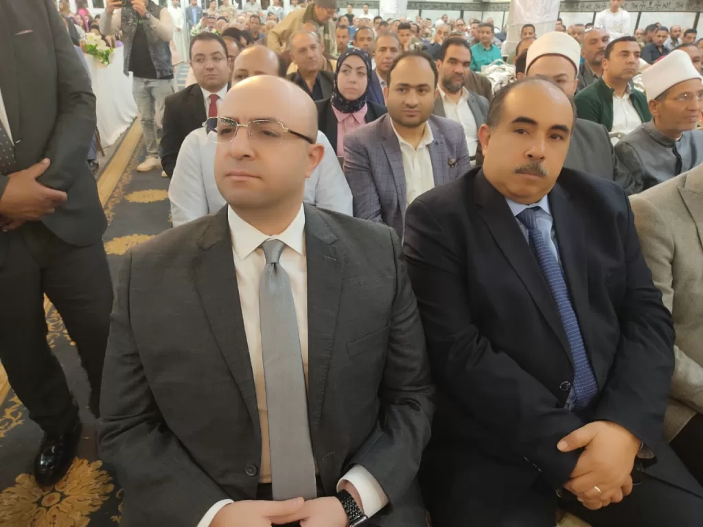 محافظ بني سويف يشهد مراسم صلاة قداس عيد القيامة المجيد بمطرانية ببا 23 - جريدة المساء