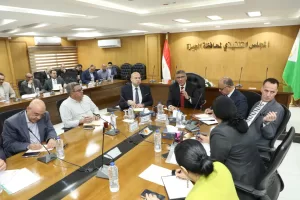 خلال لقائه أعضاء مجلسي النواب والشيوخ.. محافظ الجيزة يقرر استغلال عدد من الأراضي لإنشاء مدارس لتقليل الكثافات الطلابية 27 - جريدة المساء