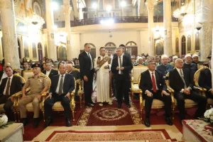 محافظ الجيزة يزور مطرانية الجيزة للأقباط الأرثوذكس للتهنئة بعيد القيامة المجيد 27 - جريدة المساء