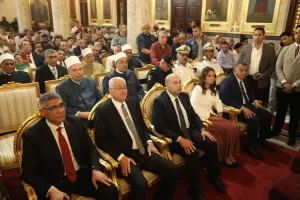 محافظ الجيزة يزور مطرانية الجيزة للأقباط الأرثوذكس للتهنئة بعيد القيامة المجيد 21 - جريدة المساء