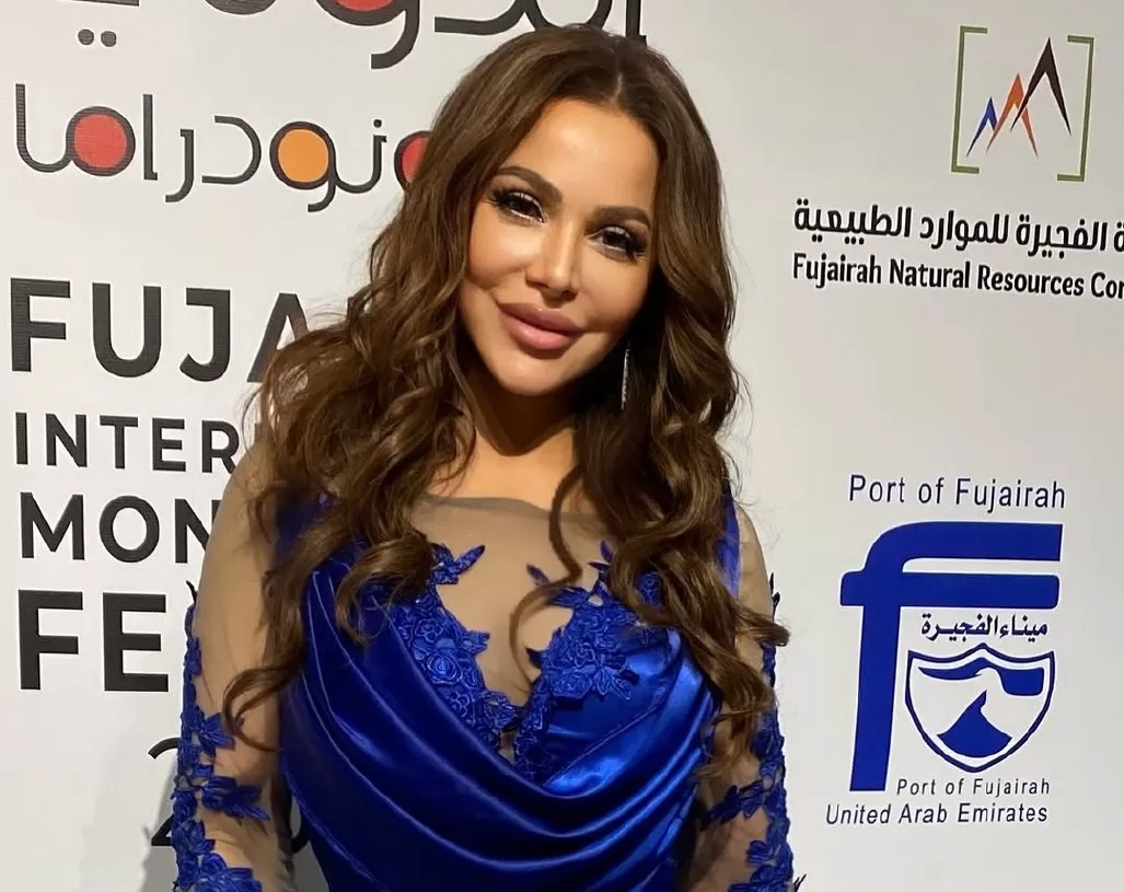 سوزان نجم الدين تخطف الأنظار في الفجيرة وتشيد بمسرحية "وصية مريم" والفانوس" 19 - جريدة المساء