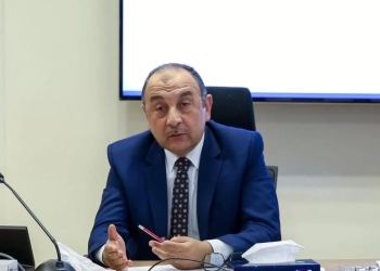 وزير قطاع الأعمال العام، يشدد على رؤساء الشركات التابعة للشركة القابضة للتشييد والتعمير الإلتزام بجداول زمنية محددة لتسليم المشروعات 35 - جريدة المساء