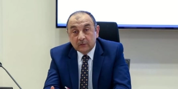 وزير قطاع الأعمال العام، يشدد على رؤساء الشركات التابعة للشركة القابضة للتشييد والتعمير الإلتزام بجداول زمنية محددة لتسليم المشروعات 1 - جريدة المساء