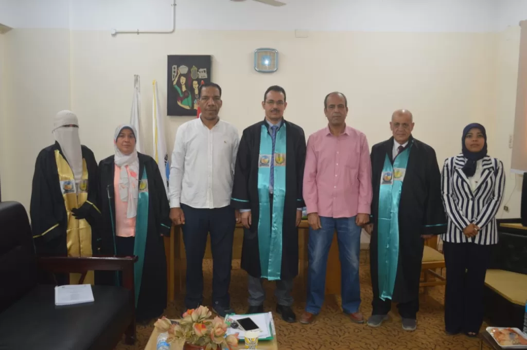 " معاملات لتحسين إنتاجية دودة القز ".. رسالة ماجستير بجامعة جنوب الوادي 27 - جريدة المساء