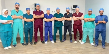 الهيئة العامة للرعاية الصحية : نجاح مجمع السويس الطبي في إعادة توصيل يد مبتورة بالكامل والعملية استغرقت 12 ساعة على يد فريق طبي مصرى متكامل 2 - جريدة المساء الهيئة العامة للرعاية الصحية : نجاح مجمع السويس الطبي في إعادة توصيل يد مبتورة بالكامل والعملية استغرقت 12 ساعة على يد فريق طبي مصرى متكامل 1 - جريدة المساء