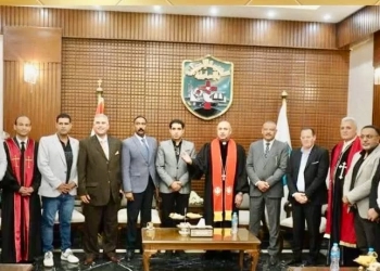 حماة الوطن بالإسماعيلية يهنئ راعي الكنيسة الإنجيلية بمناسبة الأعياد 16 - جريدة المساء