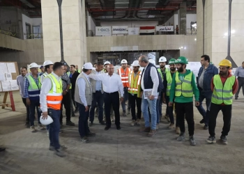 وزير النقل يتفقد اعمال تنفيذ الخط الأول لشبكة القطار الكهربائي السريع 35 - جريدة المساء