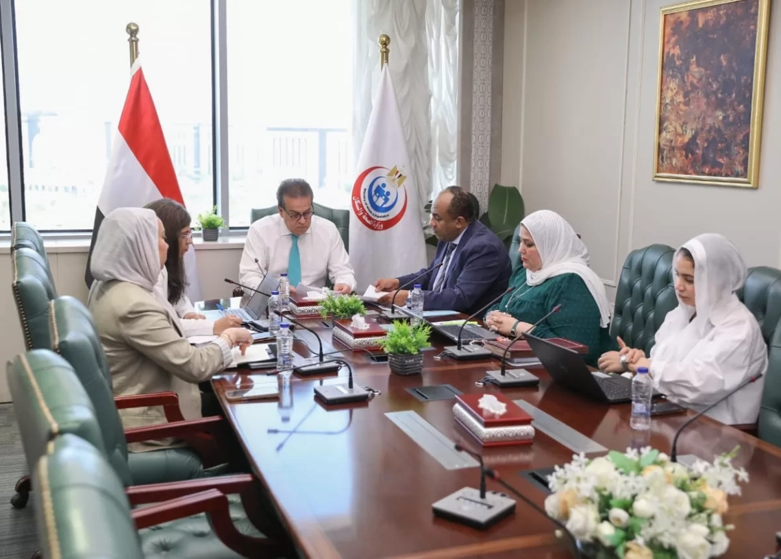 وزير الصحة : بحث مقترحات لتطوير الخدمات الطبية وتوطين صناعة فلاتر الغسيل الكلوي 19 - جريدة المساء