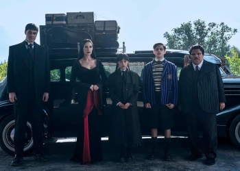 "نتفليكس" تكشف عن الصور الأولى لمسلسل "وينزداي آدامز" 23 - جريدة المساء