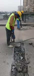 أعمال صيانة جارية بوصلة كوبري ٦ أكتوبر نطاق الجيزة 20 - جريدة المساء